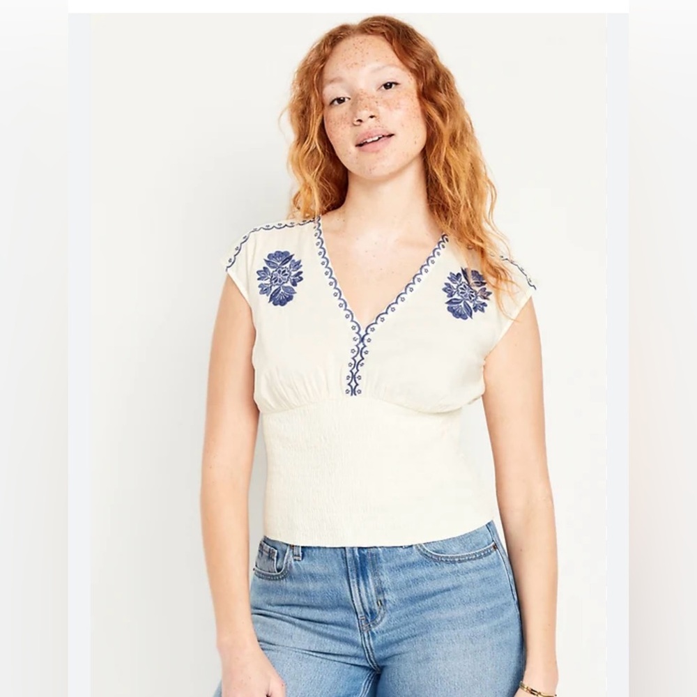 Old Navy top defined waist floral v neck top size Large